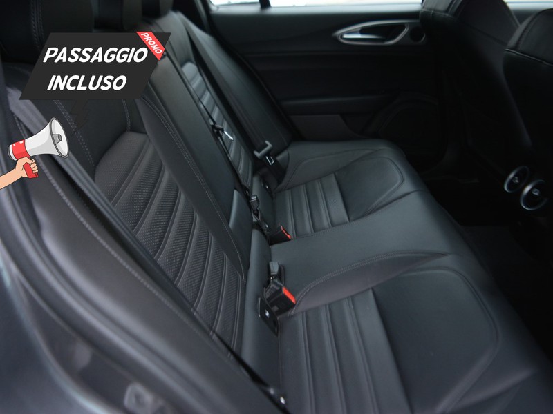 7 - Alfa Romeo Giulia 2.2 turbo 210cv veloce q4 at8