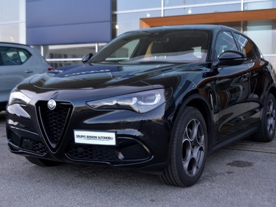 Alfa Romeo Stelvio 2.2 turbo 210cv sprint q4 at8