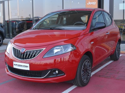 Lancia Ypsilon 1.0 firefly hybrid 70cv gold s&s