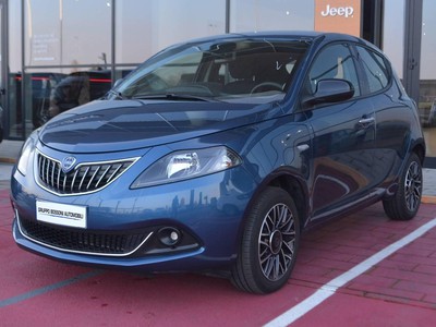 Lancia Ypsilon 1.0 firefly hybrid 70cv platino s&s