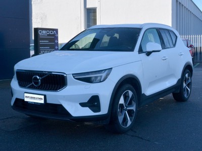 Volvo XC40 2.0 b3 core automatico