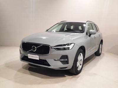 Volvo XC60 2.0 b4 core automatico