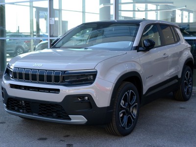 Jeep Avenger 1.2 turbo e-hybrid mhev 110cv summit fwd edct6