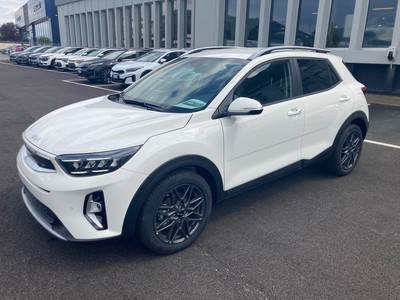 Kia Stonic 1.0 t-gdi mhev 100cv black edition mt