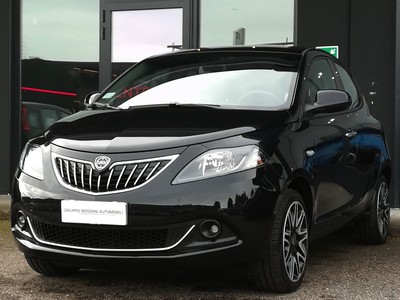 Lancia Ypsilon 1.0 firefly hybrid 70cv gold s&s