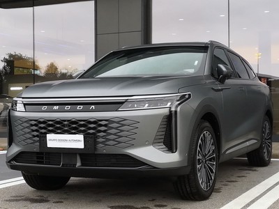 Omoda 9 PHEV 1.5TGDI - Trazione AWD DHT3 Premium (AWD) - Interni Nero