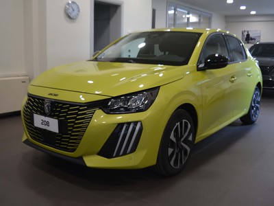 Peugeot 208 1.2 hybrid 48v 110cv business e-dcs6