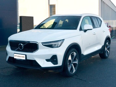 Volvo XC40 2.0 b3 core automatico