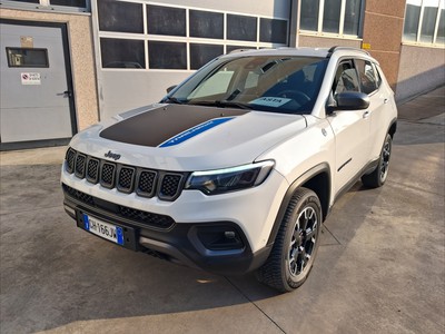 Jeep Compass 1.3 turbo t4 phev trailhawk 4xe at6