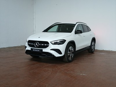 Mercedes GLA 180 d progressive advanced 8g-dct