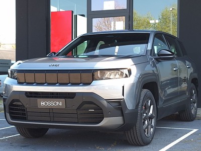 Jeep Compass 1.2 turbo e-hybrid mhev 145cv altitude fwd edct6