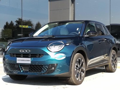 Fiat 600 1.2 hybrid 110cv la prima ii edct