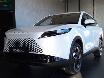 Omoda 7 shs-p 1.5 tgdi plug-in hybrid pure dht