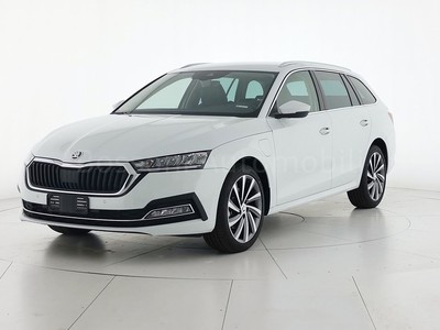 Skoda Octavia iv wagon 1.4 tsi plug-in-hybrid style dsg