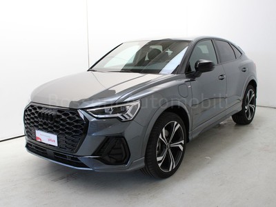 Audi Q3 sportback 45 1.4 tfsi e identity black s tronic