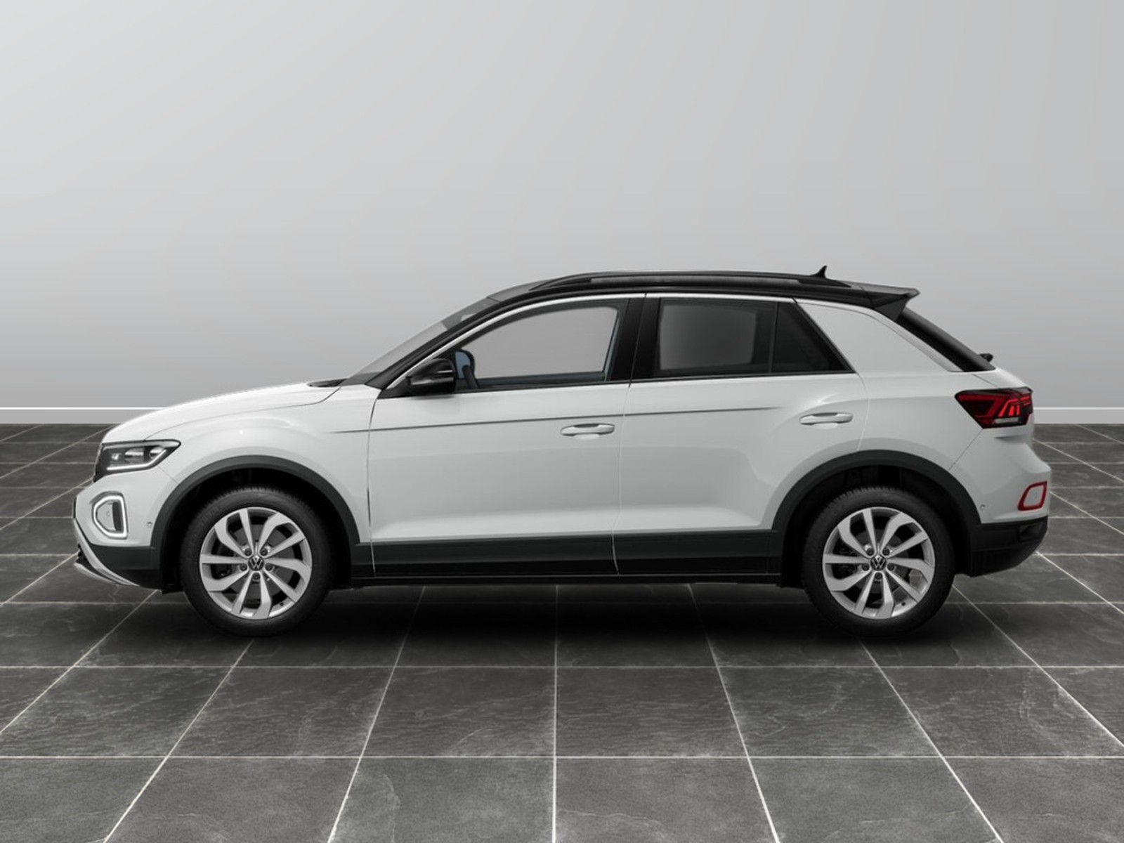 2 - Volkswagen T-Roc 2.0 tdi scr 150cv life dsg