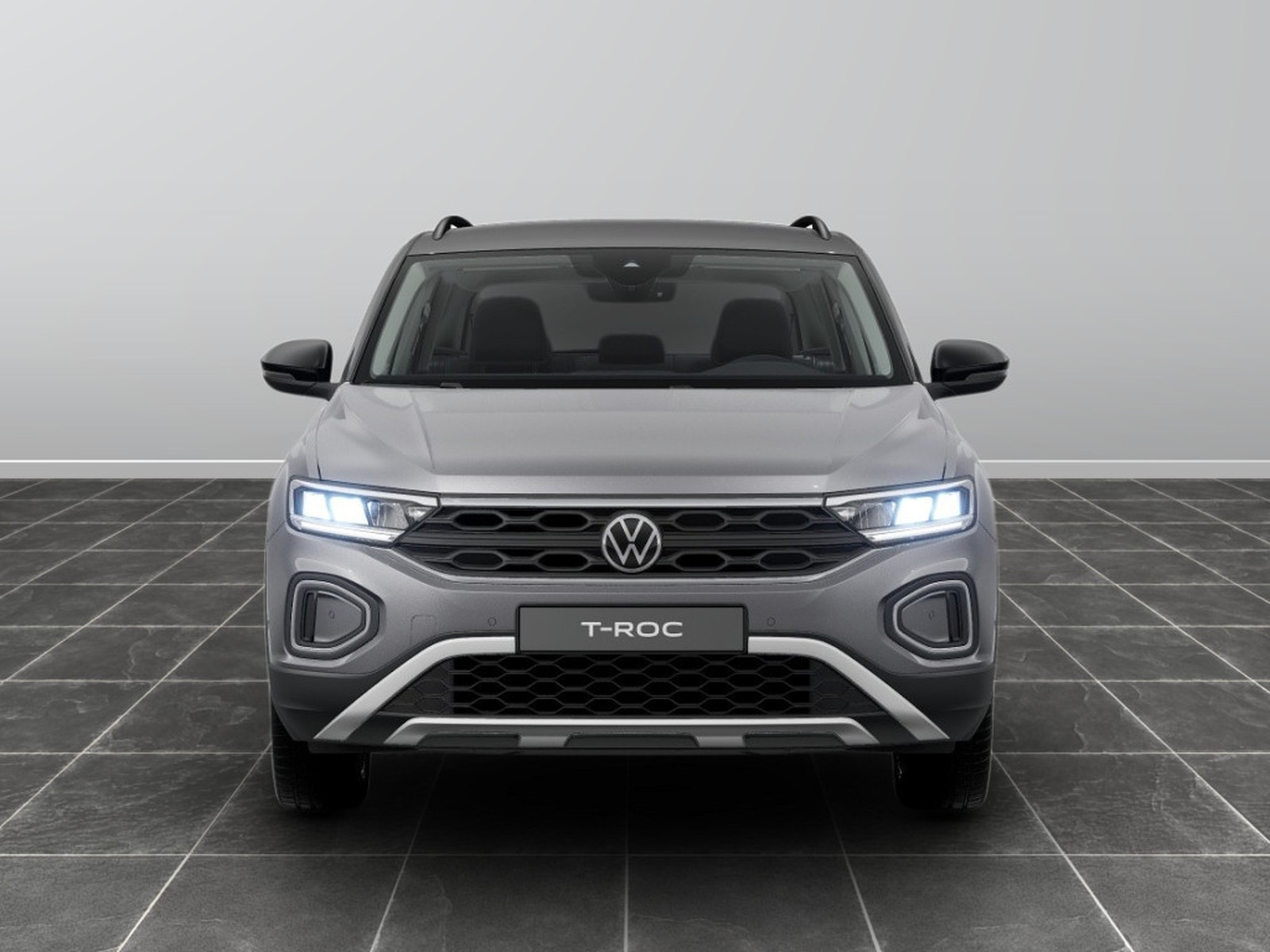 8 - Volkswagen T-Roc 1.5 tsi act sport
