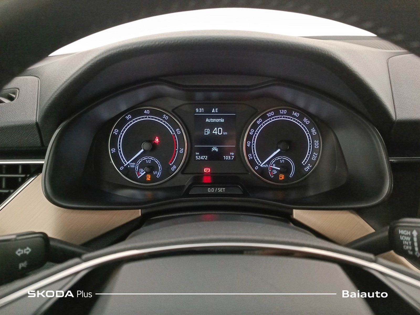 9 - Skoda Kamiq 1.0 g-tec 90cv style