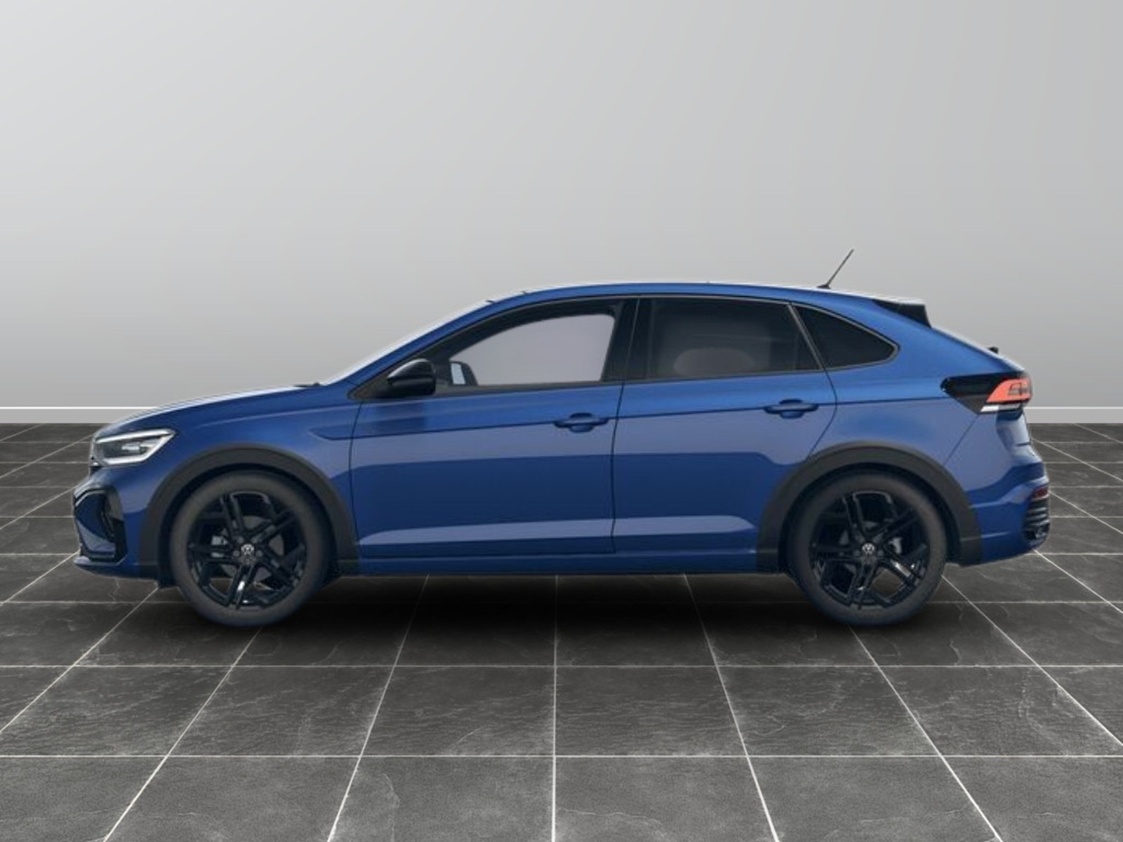 2 - Volkswagen Taigo 1.0 tsi 115cv r-line plus dsg