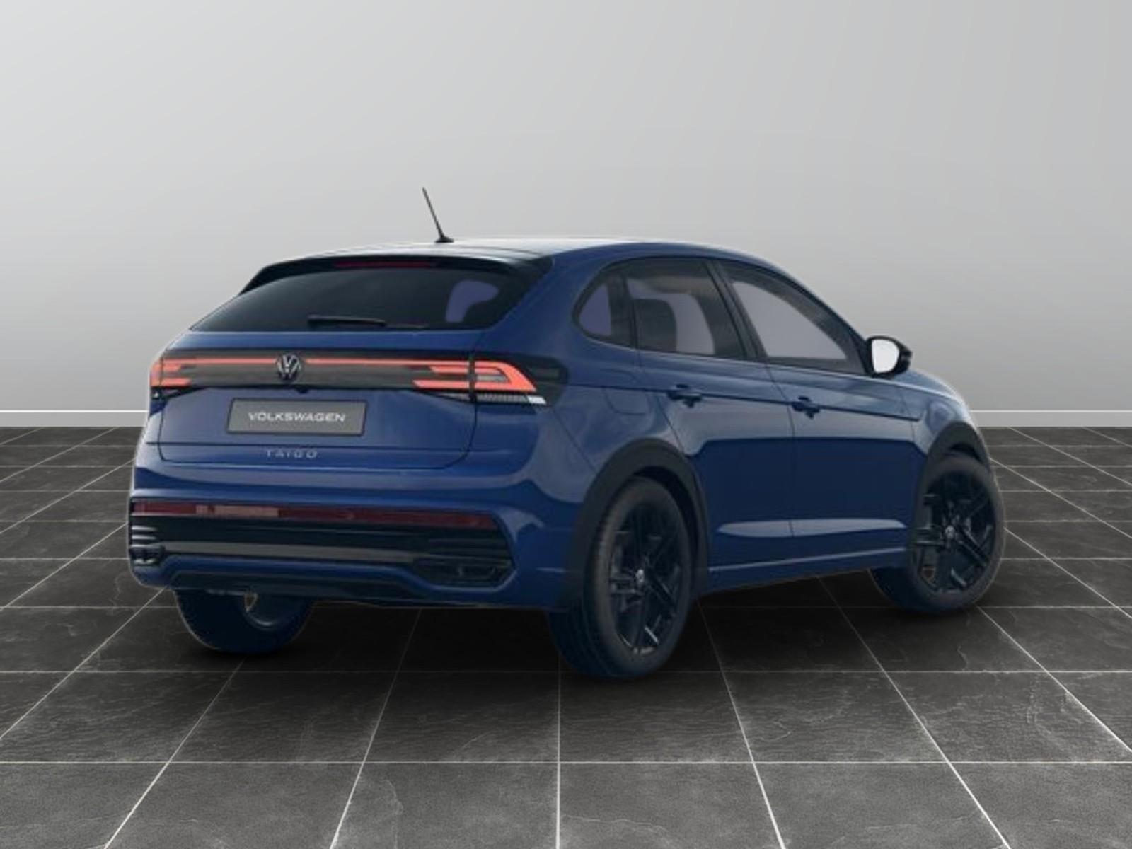 5 - Volkswagen Taigo 1.0 tsi 115cv r-line plus dsg