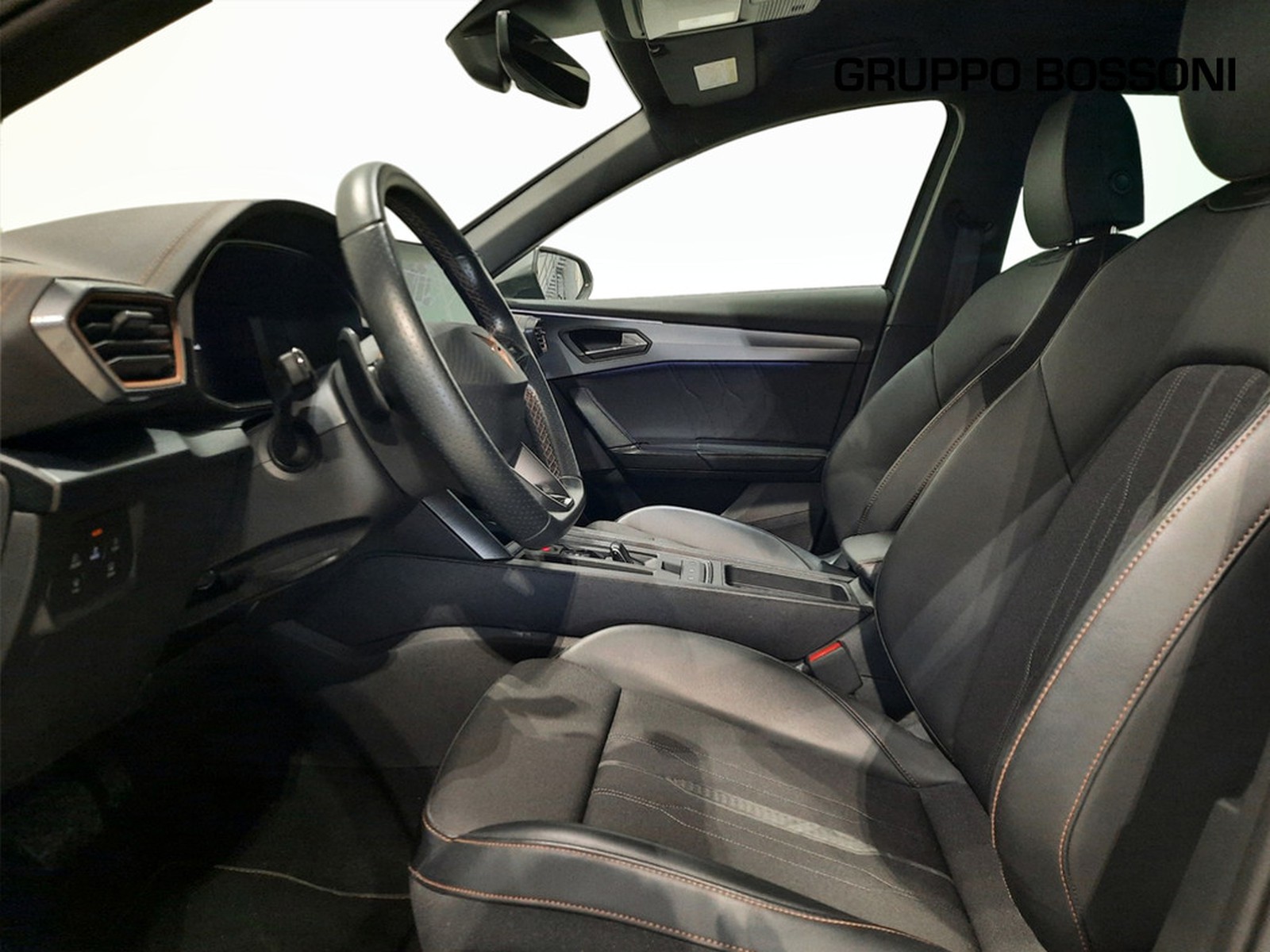 15 - Cupra Formentor 1.4 e-hybrid 204cv dsg