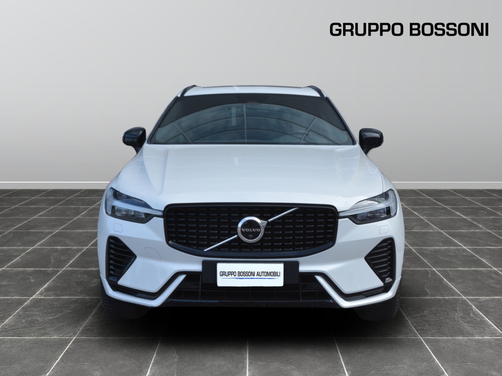 2 - Volvo XC60 2.0 t6 plug-in hybrid plus dark awd automatico