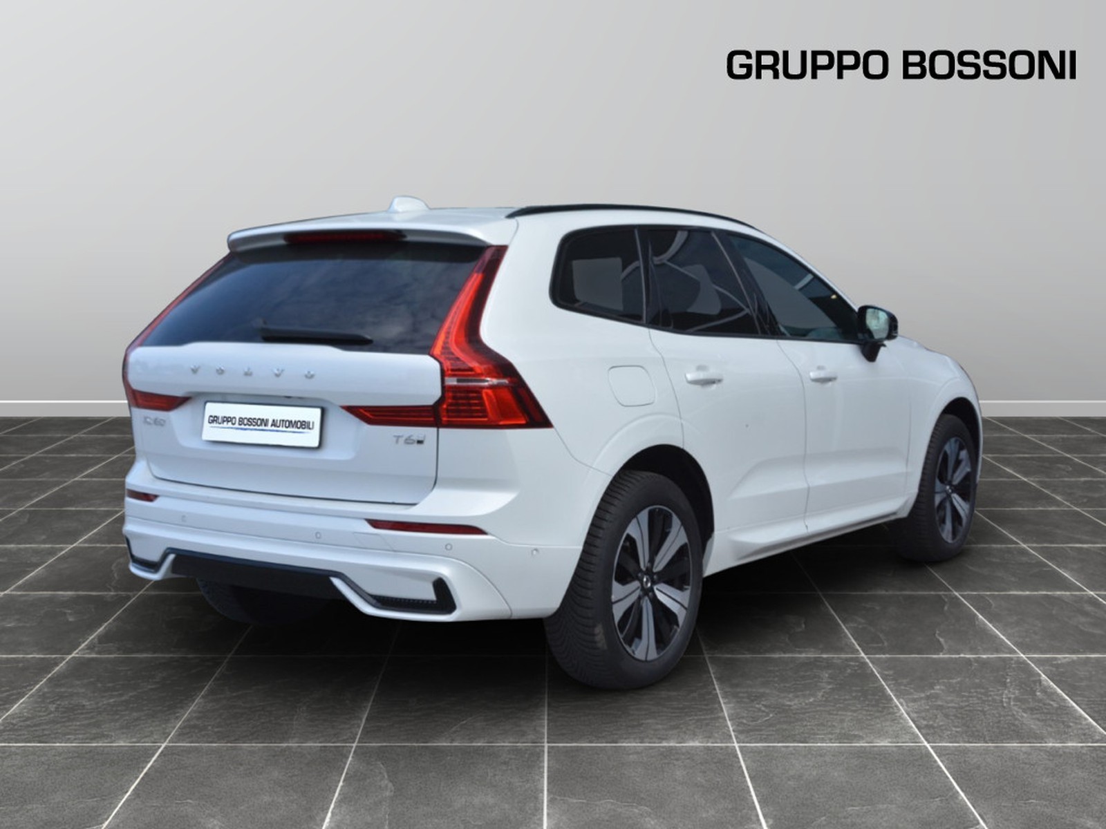 3 - Volvo XC60 2.0 t6 plug-in hybrid plus dark awd automatico