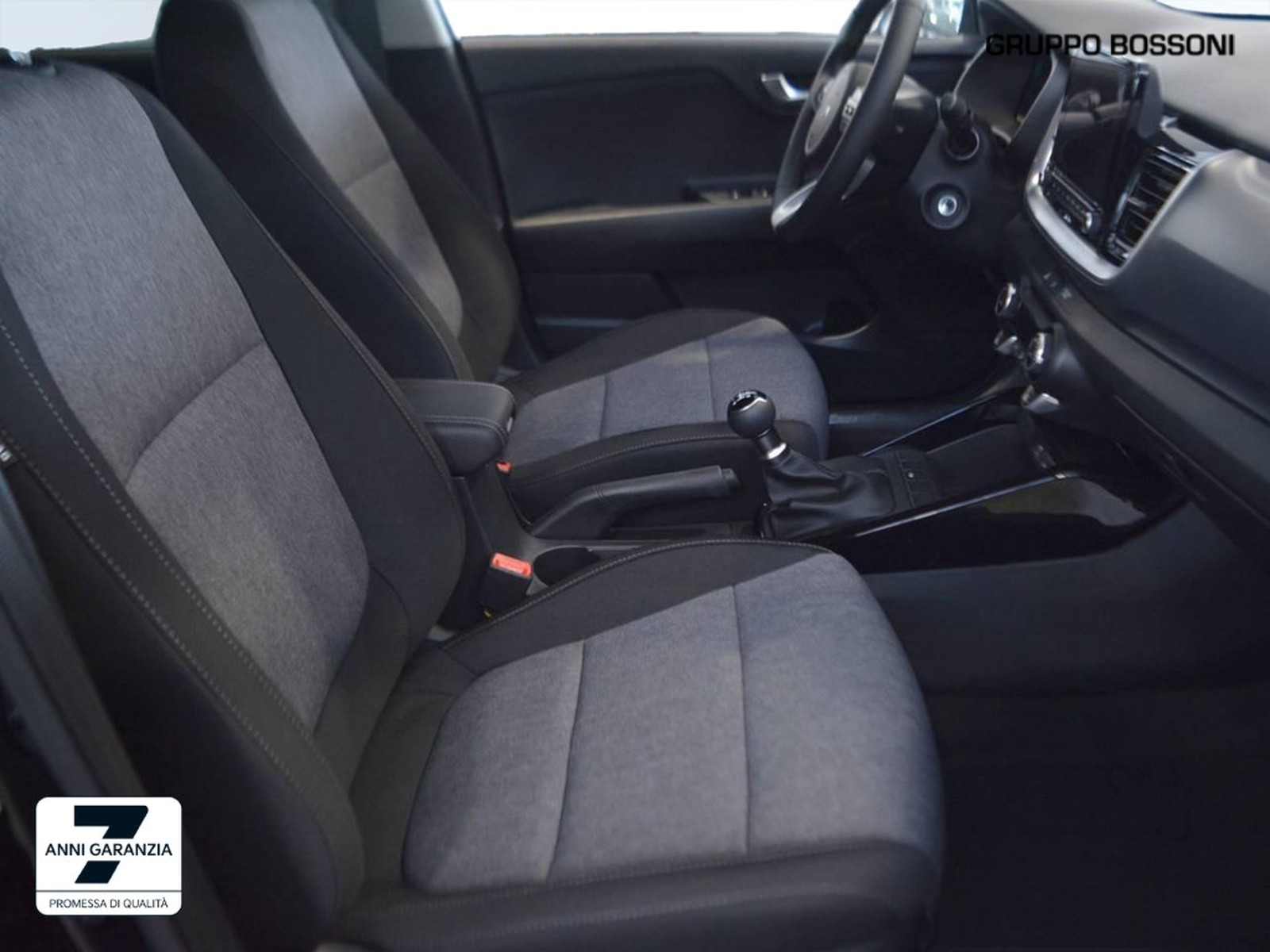 5 - Kia Stonic 1.2 mpi gpl 78cv style special edition