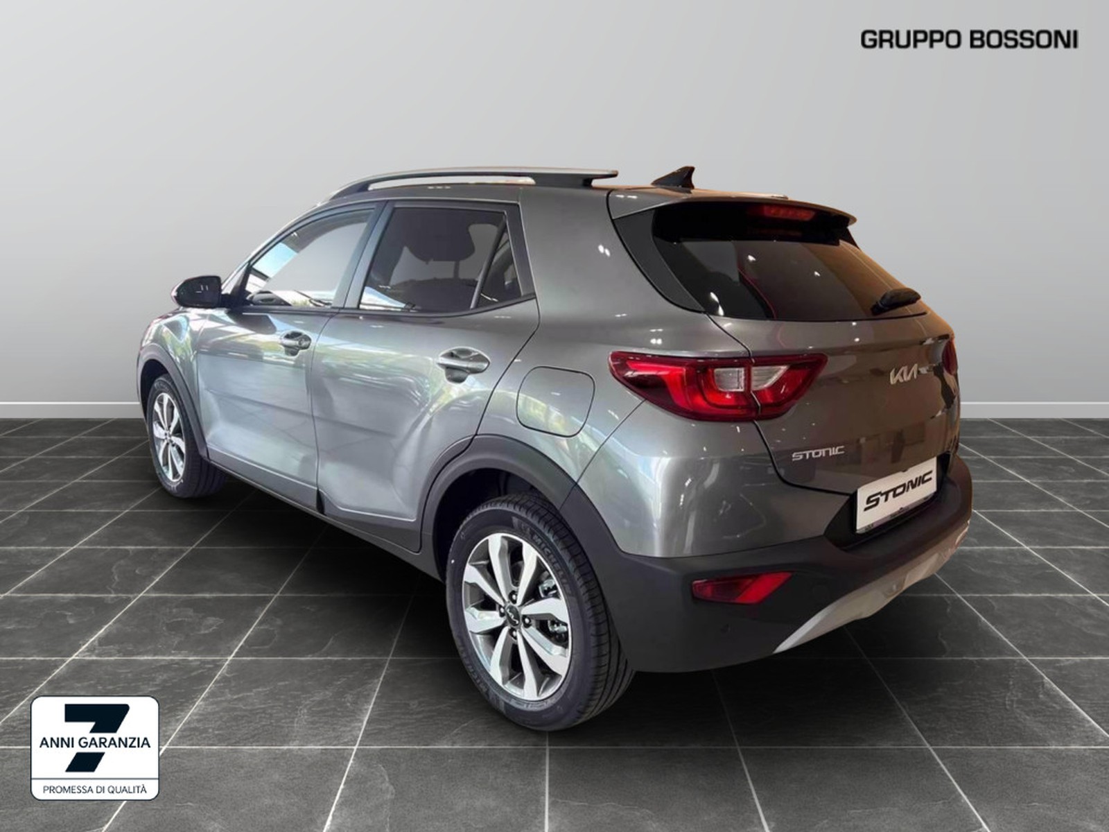 4 - Kia Stonic 1.2 mpi gpl 78cv style special edition