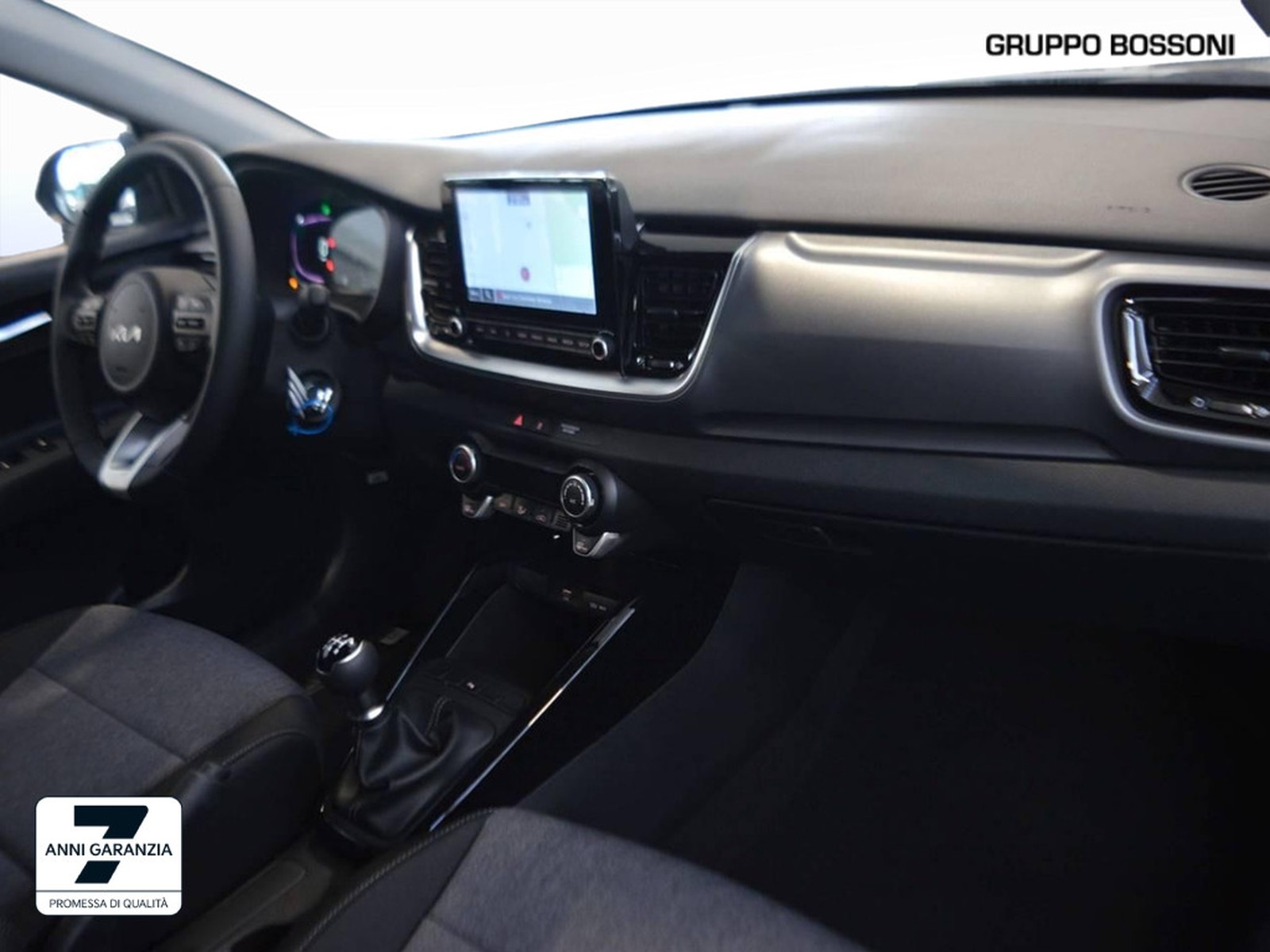 8 - Kia Stonic 1.2 mpi gpl 78cv style special edition