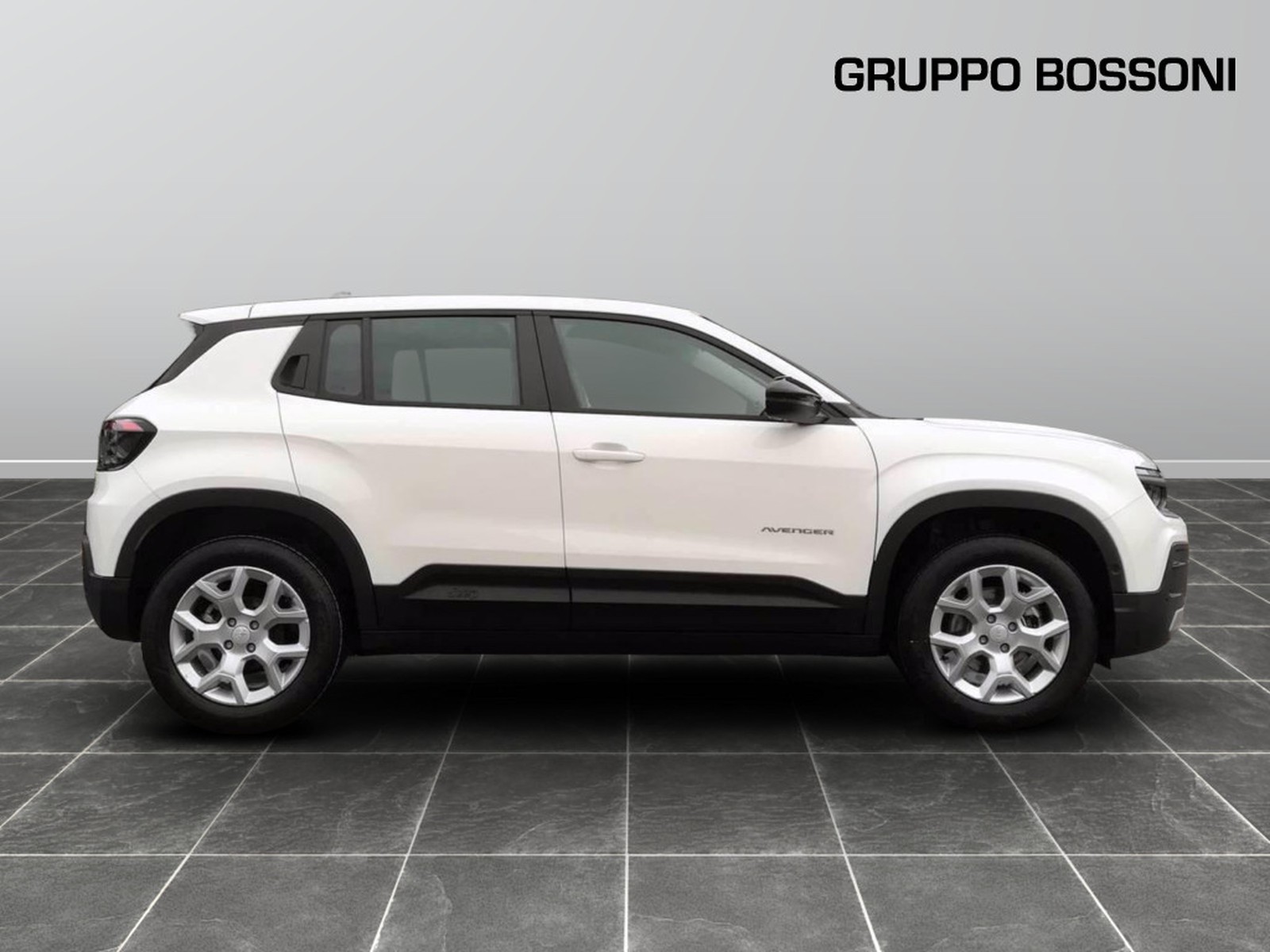 4 - Jeep Avenger 1.2 turbo e-hybrid 100cv altitude fwd edct6