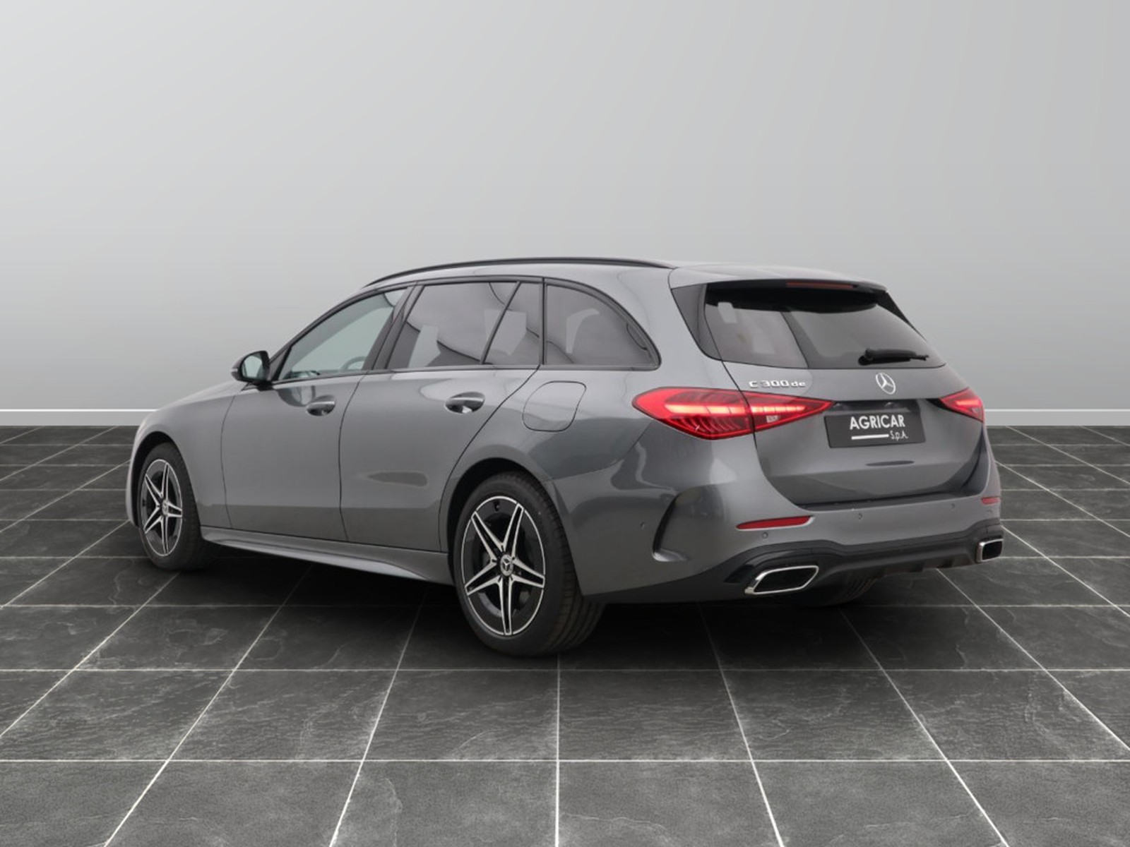 5 - Mercedes Classe C station wagon 300 de plug in hybrid amg line advanced 9g-tronic