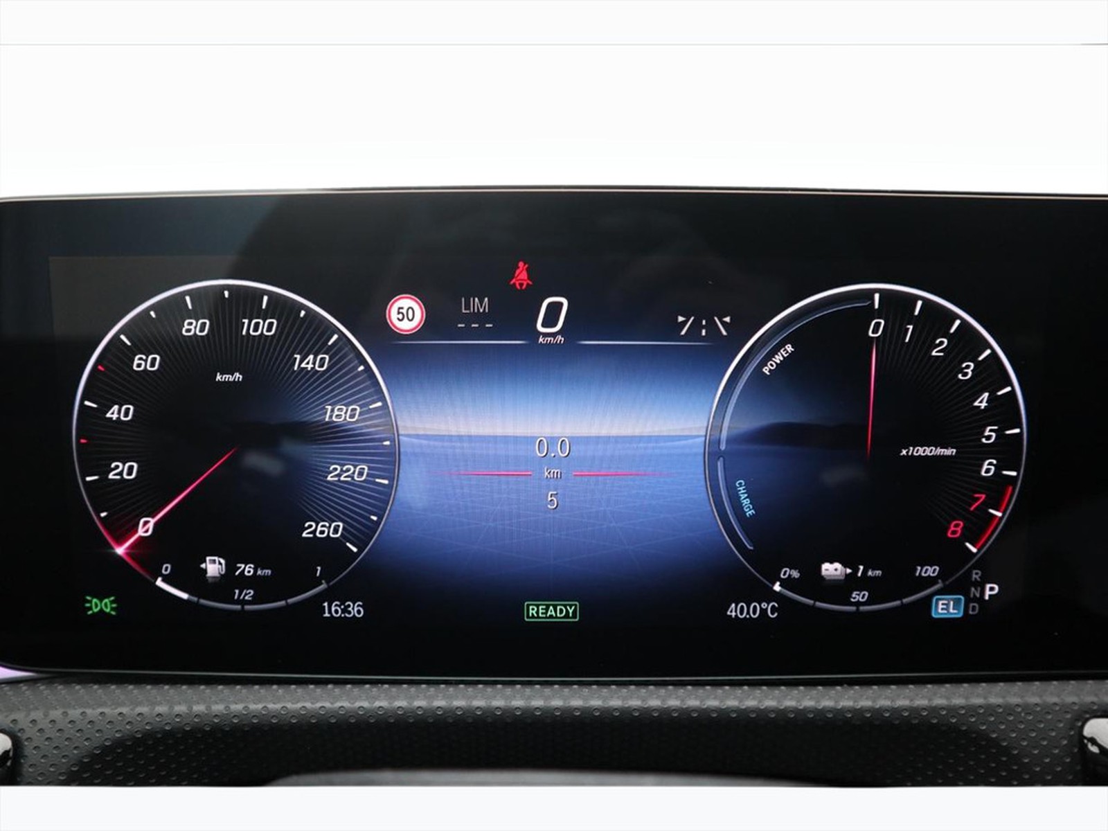 9 - Mercedes Classe A 250 e plug-in-hybrid amg line advanced plus speedshift dct amg 8g