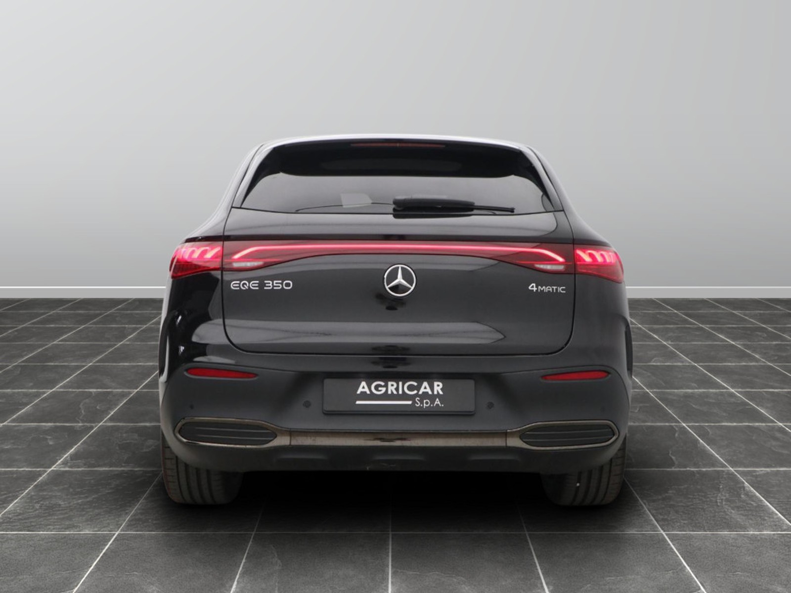 6 - Mercedes EQE suv 350 amg line premium 4matic