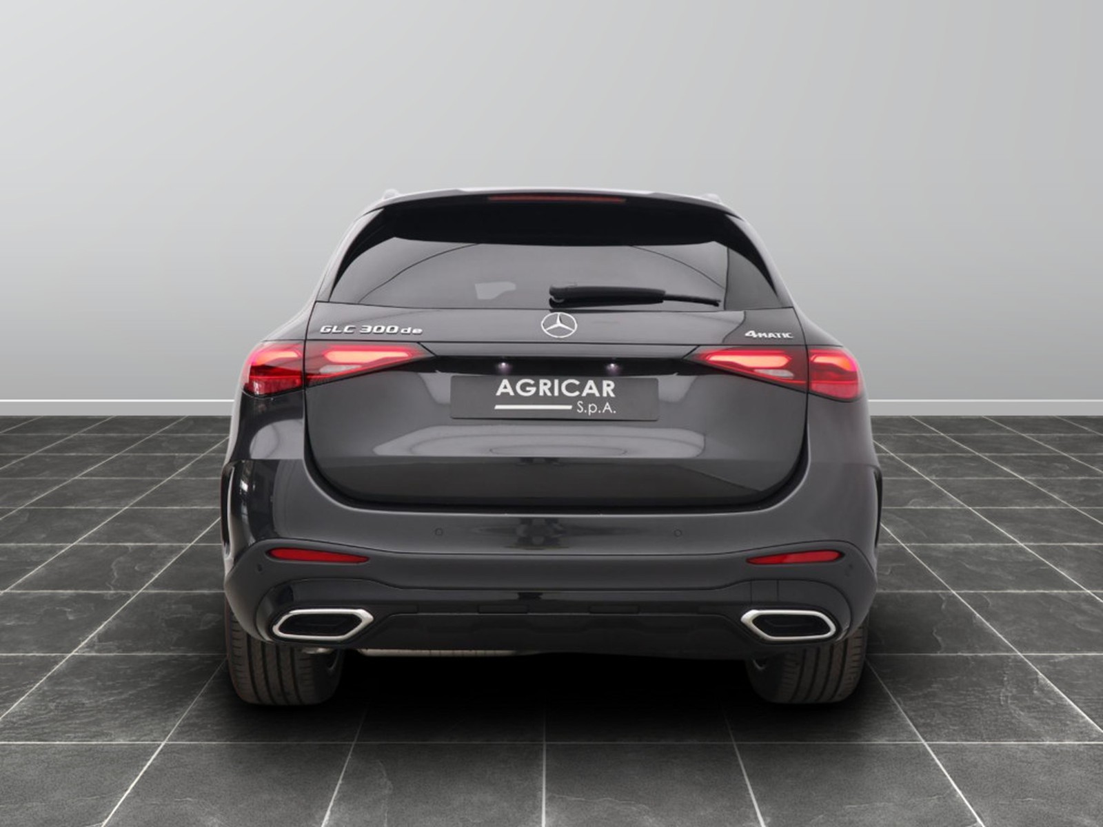 6 - Mercedes GLC suv 300 de plug in hybrid amg line advanced plus 4matic 9g-tronic