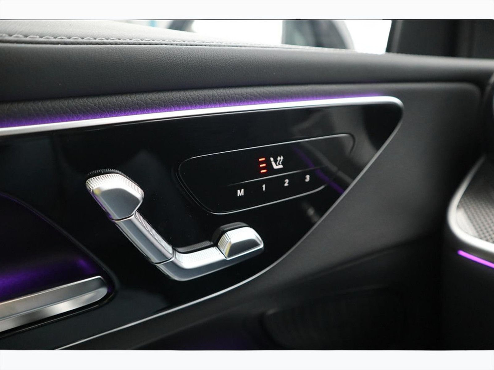 15 - Mercedes GLC suv 300 de plug in hybrid amg line advanced plus 4matic 9g-tronic