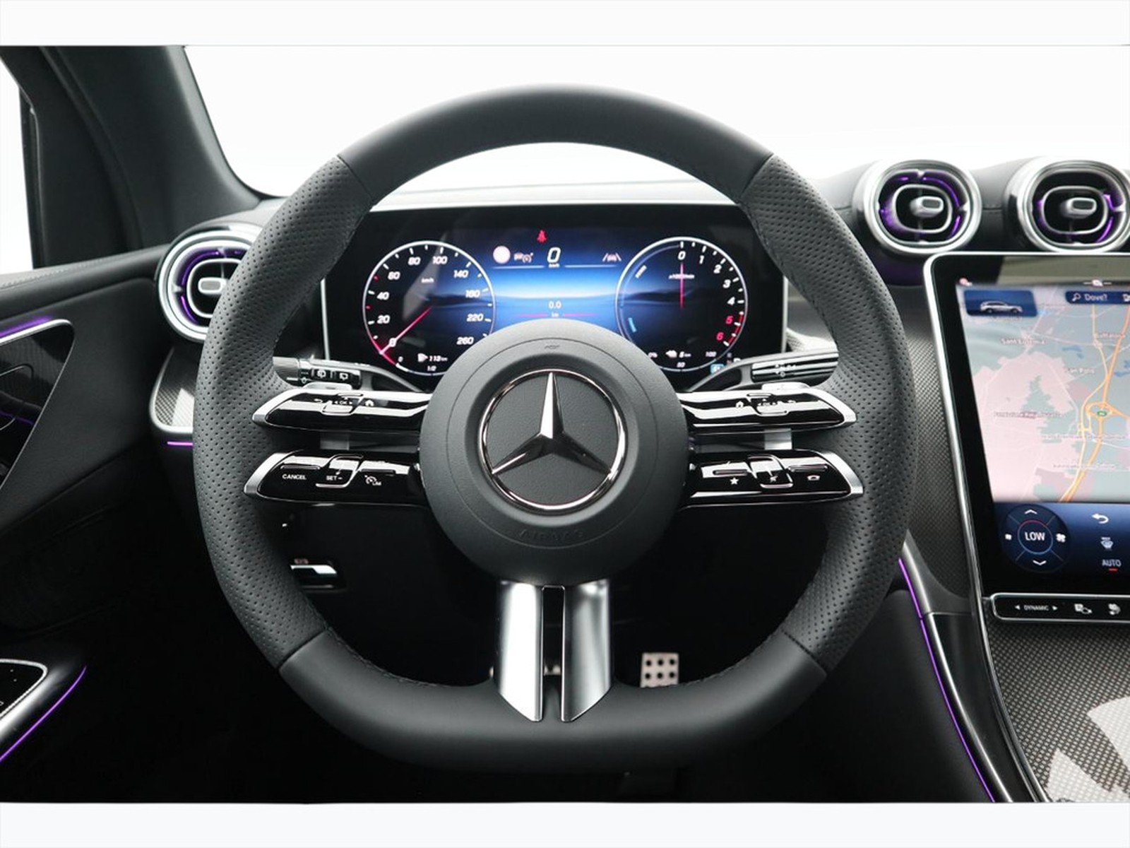 17 - Mercedes GLC suv 300 de plug in hybrid amg line advanced plus 4matic 9g-tronic