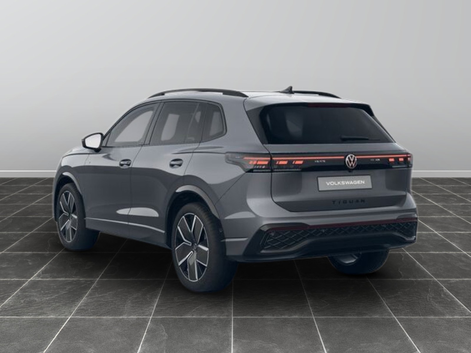 4 - Volkswagen Tiguan 2.0 tdi scr 193cv r-line plus 4motion dsg