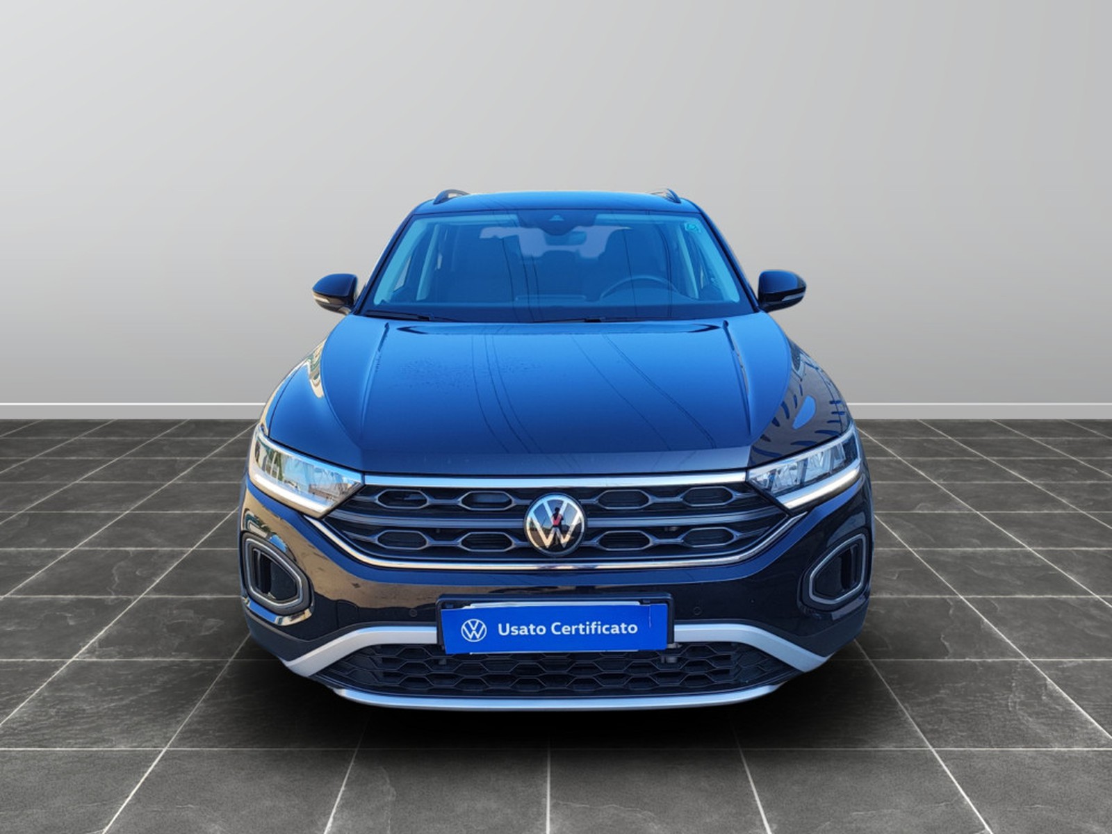 2 - Volkswagen T-Roc 2.0 tdi scr 115cv style