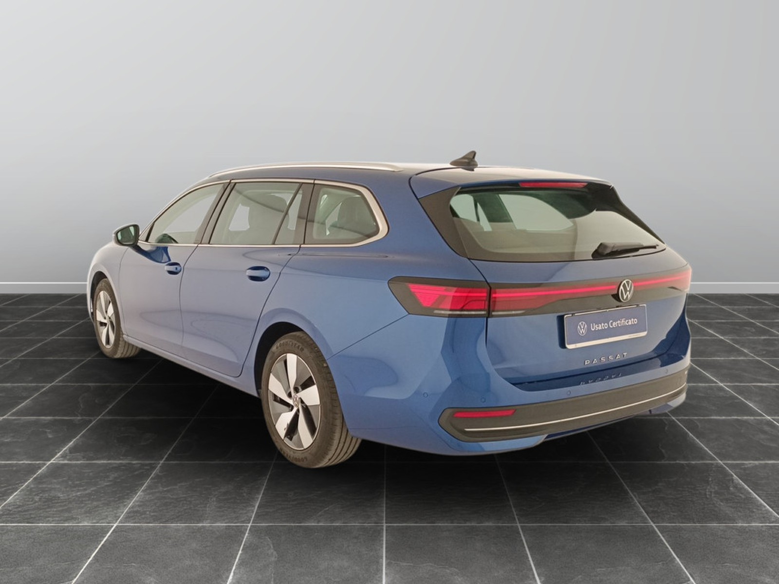 4 - Volkswagen Passat 2.0 tdi scr evo 150cv business