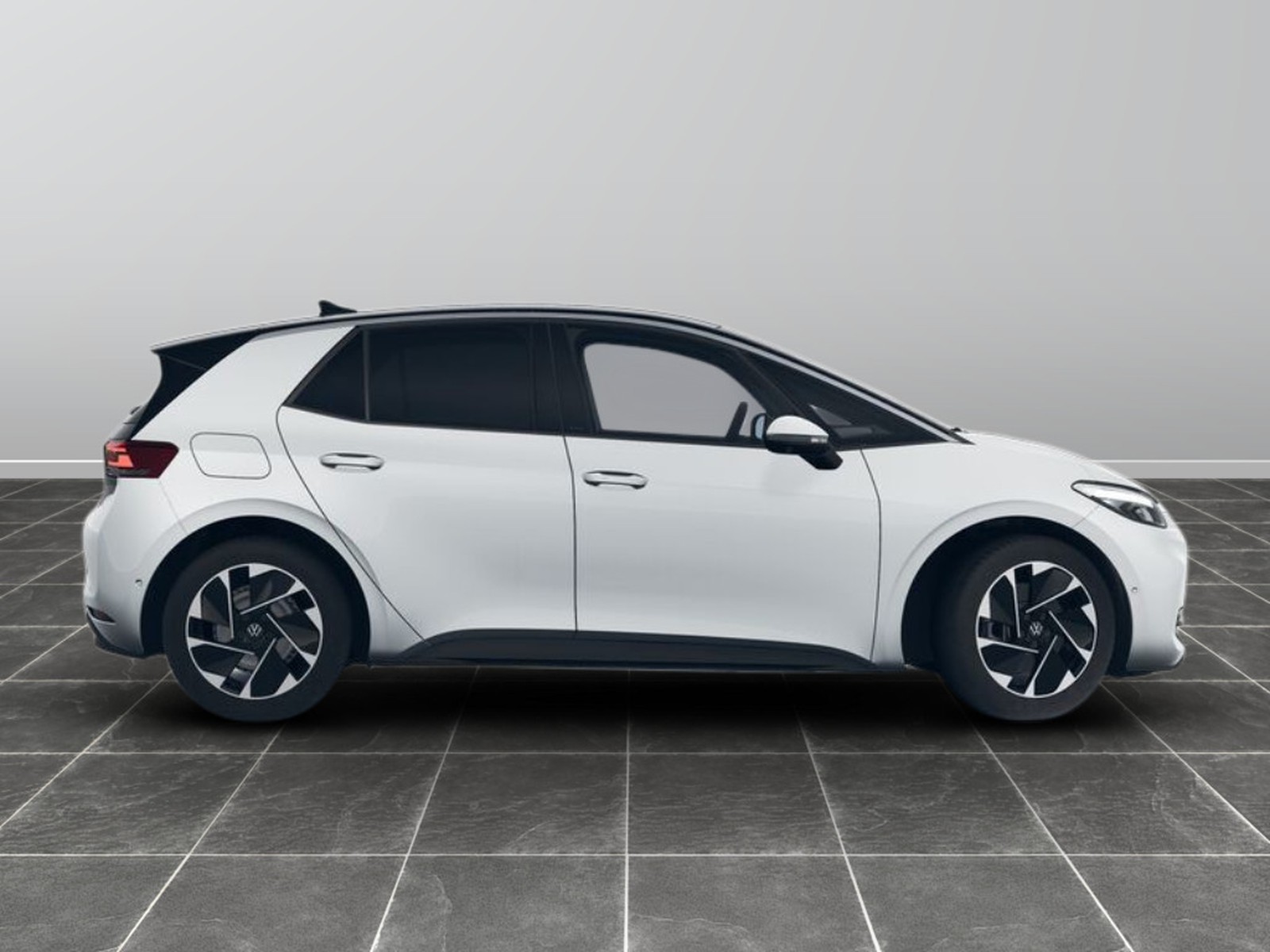 4 - Volkswagen ID.3 52 kwh pure edition plus