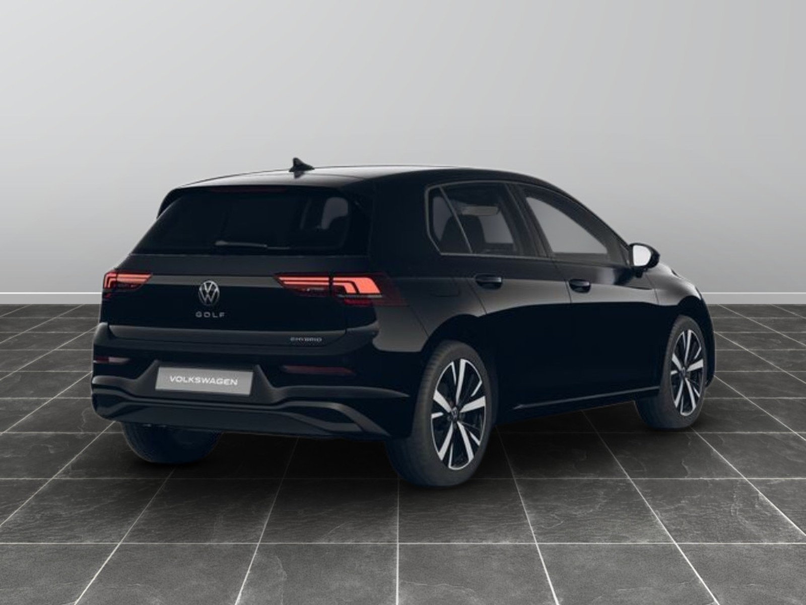2 - Volkswagen Golf 1.5 tsi ehybrid 204cv edition plus dsg