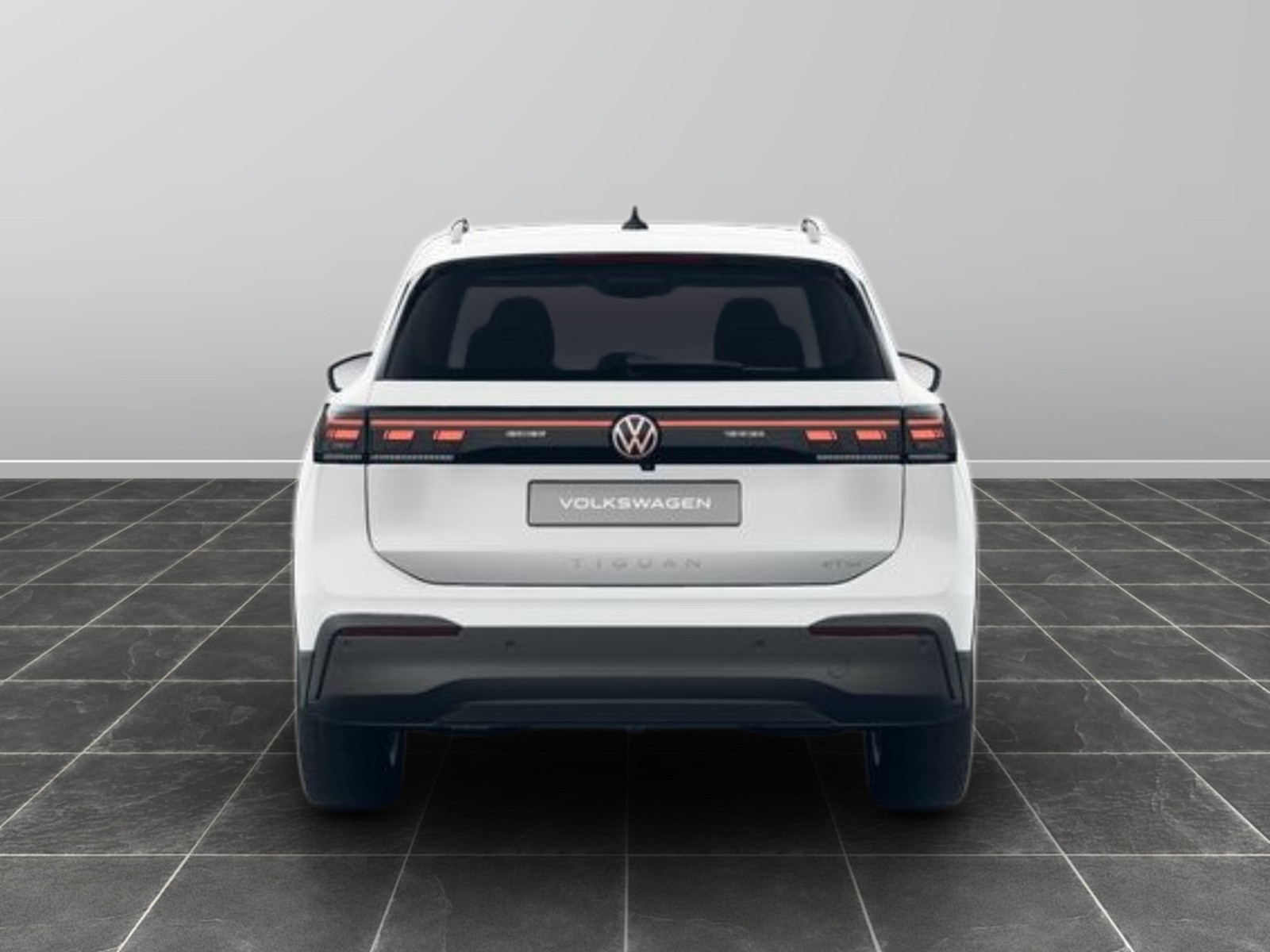 6 - Volkswagen Tiguan 1.5 etsi act 150cv edition plus dsg