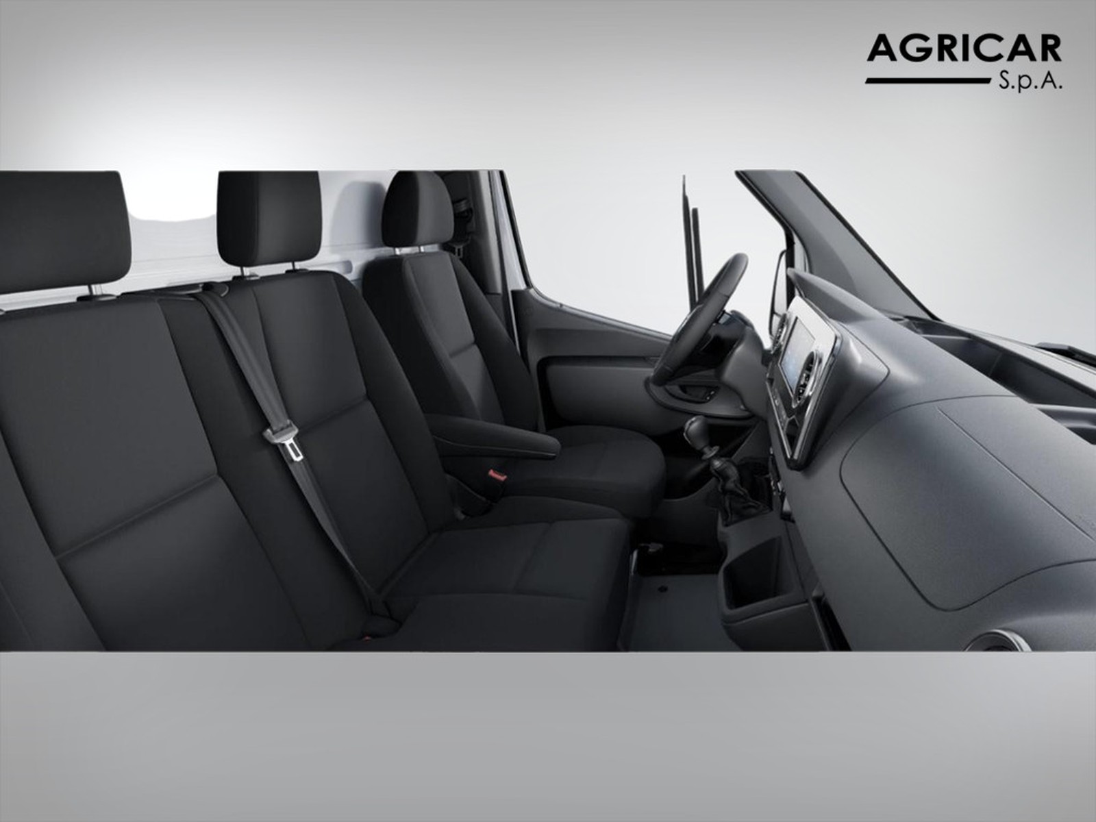 5 - Mercedes Vans Sprinter 315 rwd 2.0 cdi t 37/35 pro