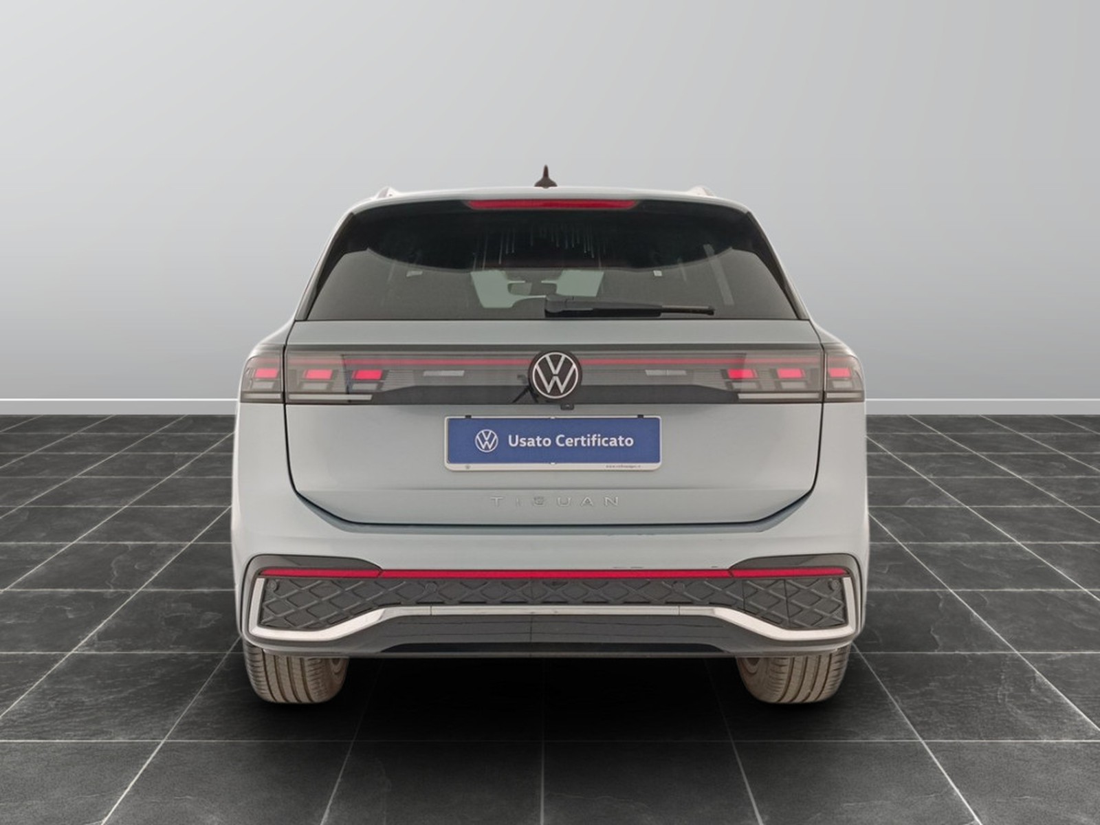 5 - Volkswagen Tiguan 2.0 tdi scr 150cv r-line dsg