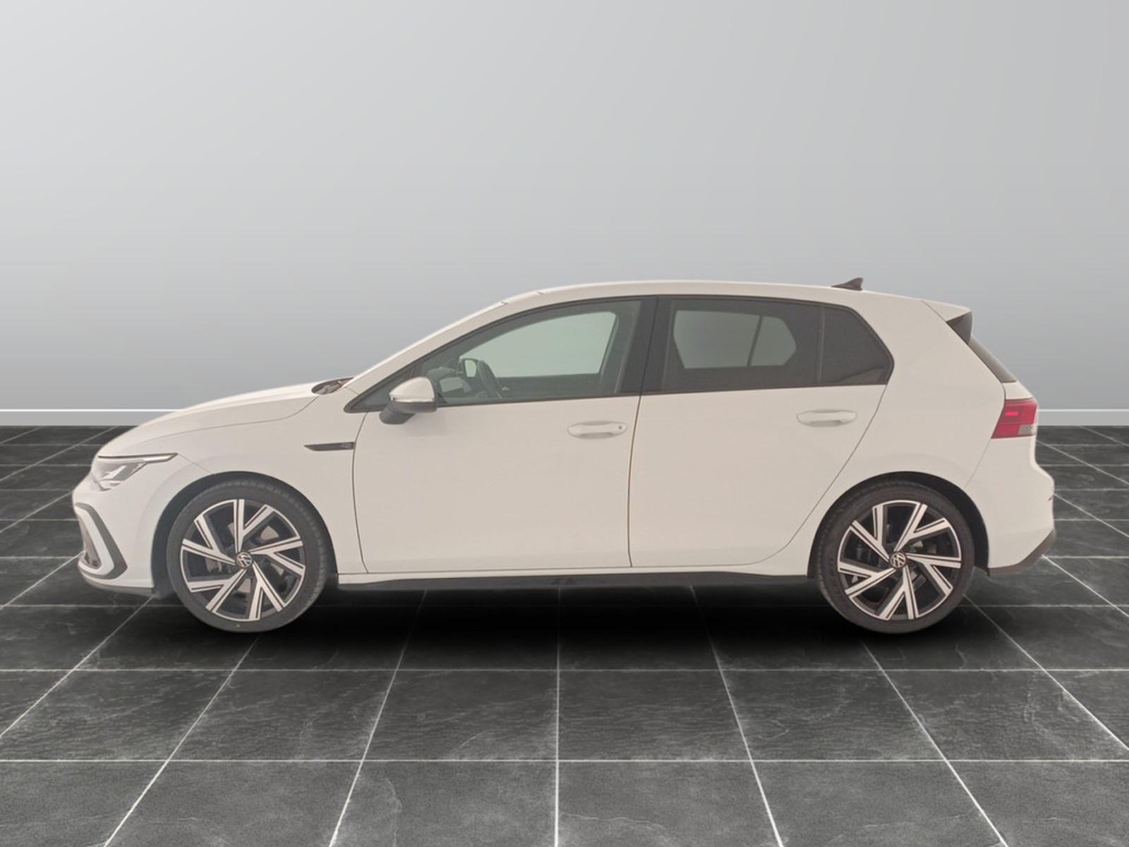 3 - Volkswagen Golf 2.0 tdi scr 150cv r-line 4motion dsg