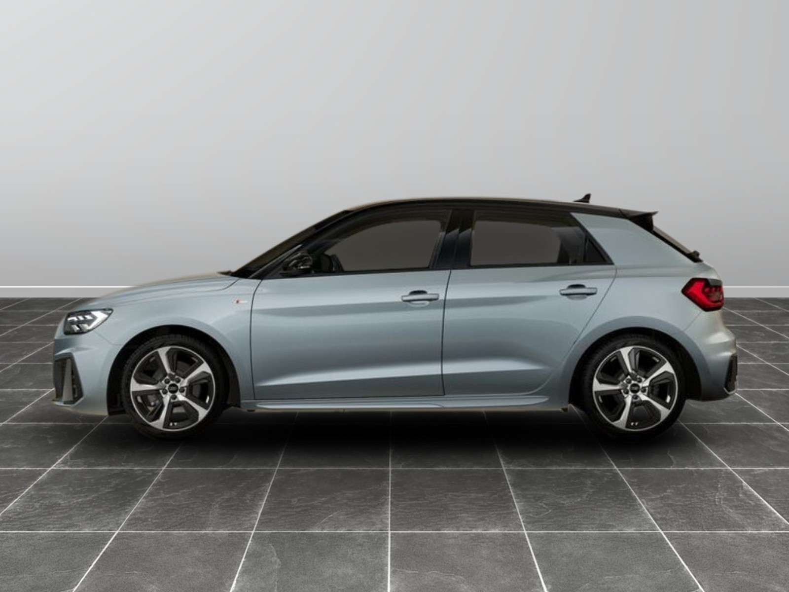 5 - Audi A1 sportback 30 1.0 tfsi 116cv s line edition