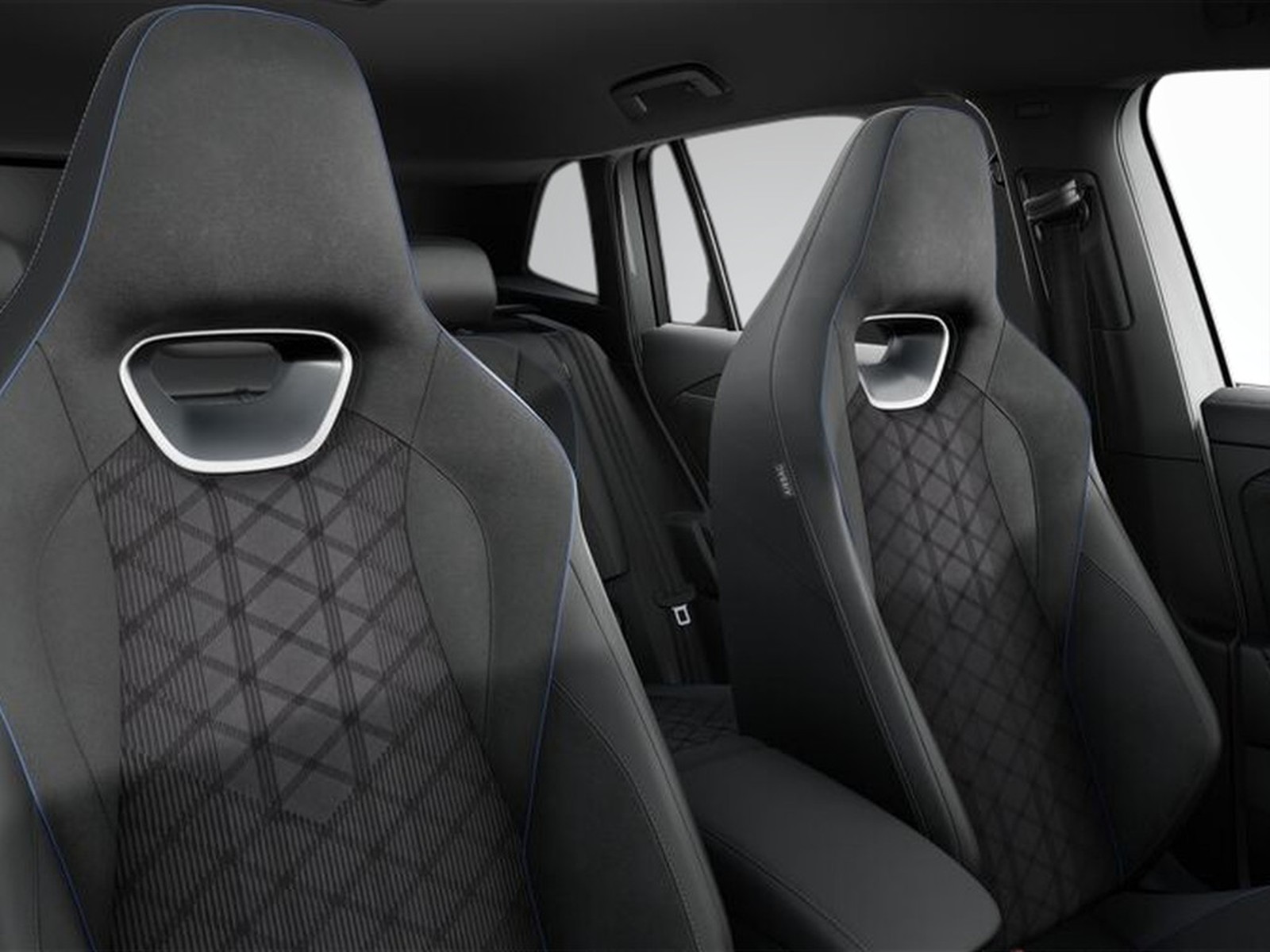 9 - Volkswagen Tiguan 1.5 etsi act 150cv r-line plus dsg