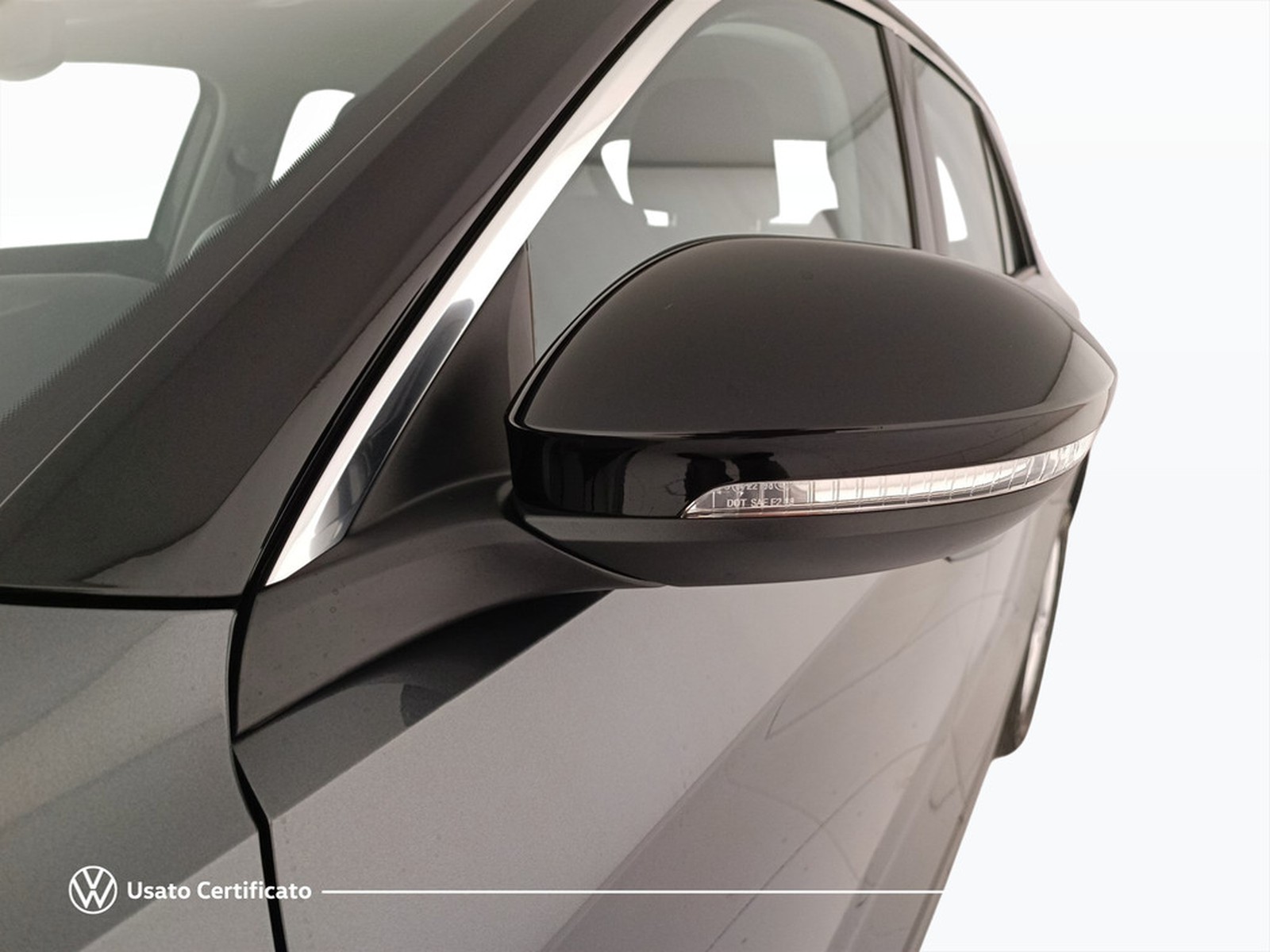 23 - Volkswagen T-Roc 1.5 tsi act life dsg