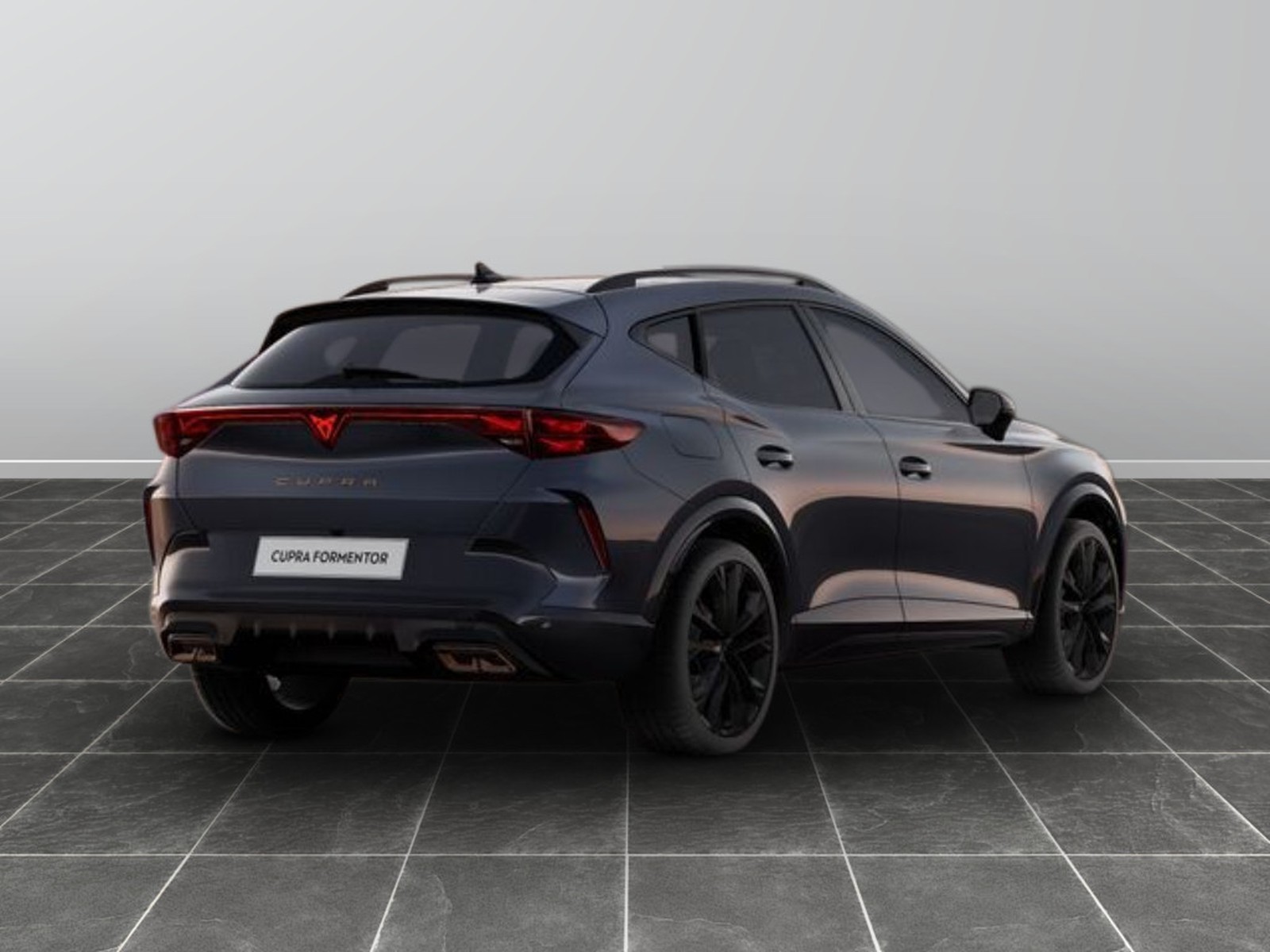 9 - Cupra Formentor 1.5 e-hybrid 204cv dark night dsg